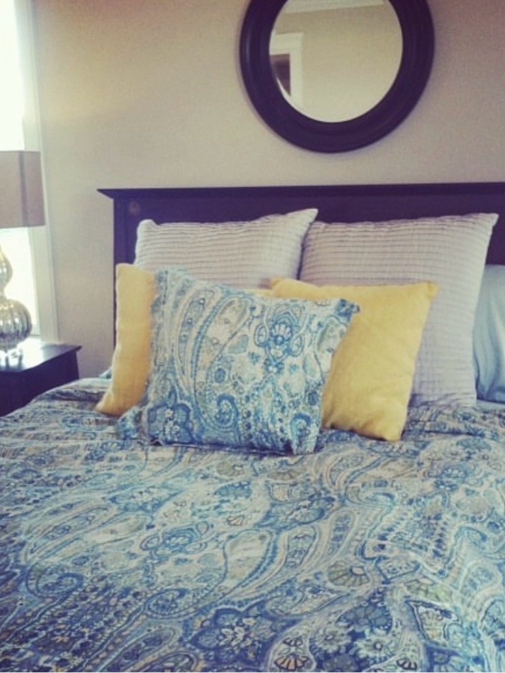 Gorgeous Pottery Barn Blue and Yellow Paisley Print Duvet Cover